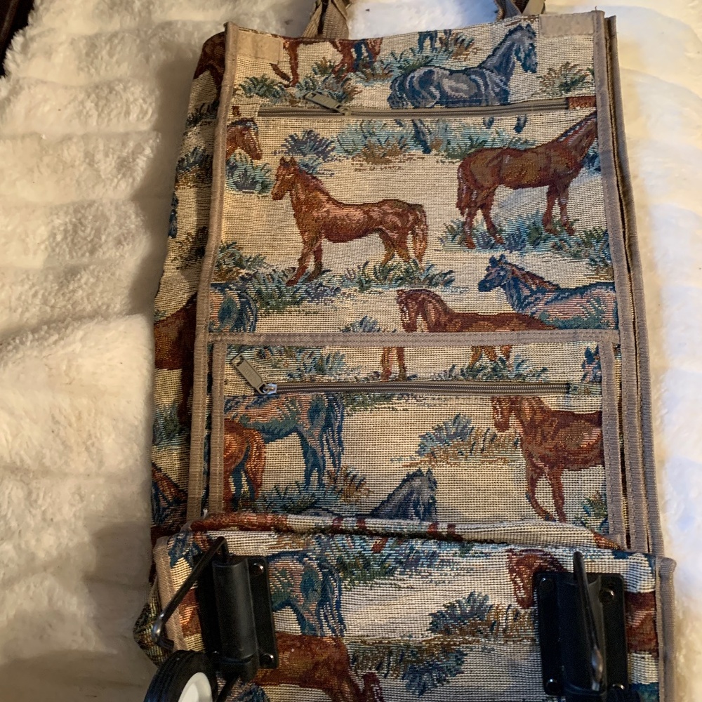 COPY - LUGGAGE WEEKENDER PIONEER EXPRESS TAPESTRY HORSES THEME WHEELS HANDLES Z…